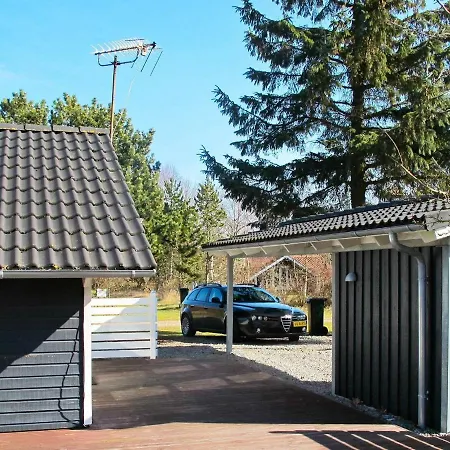 Holiday Lille Strandstraede *